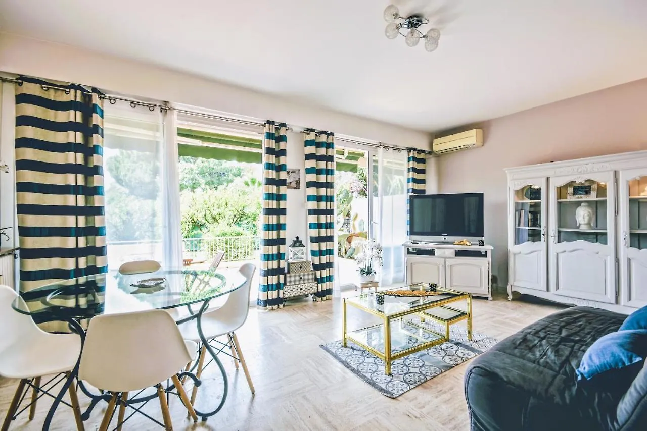 Residence Les Vertes Annees Juan-les-Pins
