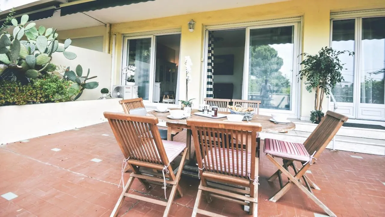 Residence Les Vertes Annees Juan-les-Pins Francie