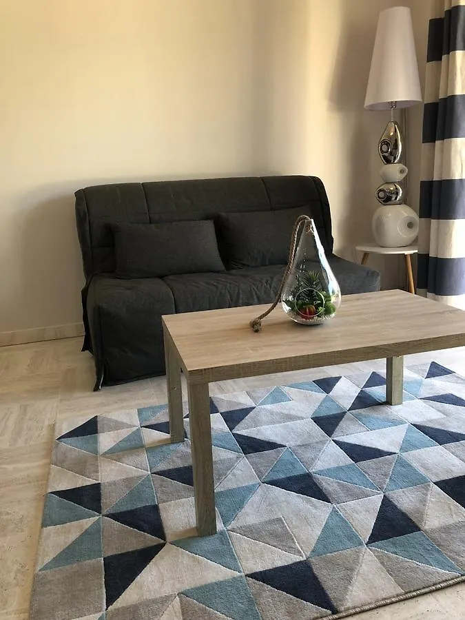 Apartment Residence Les Vertes Annees Juan-les-Pins