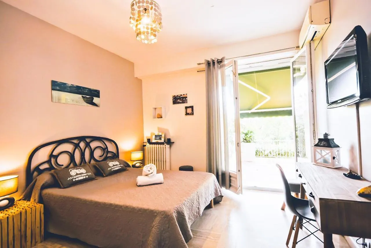 Residence Les Vertes Annees Juan-les-Pins