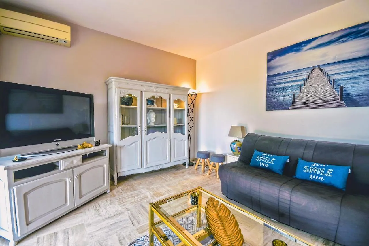 Residence Les Vertes Annees Juan-les-Pins 0*,